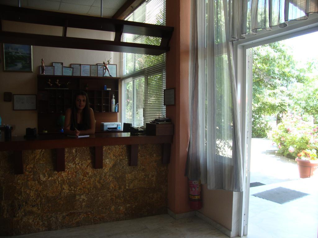 Hotel Pantazis Paralia Pantaleimonos Bagian luar foto