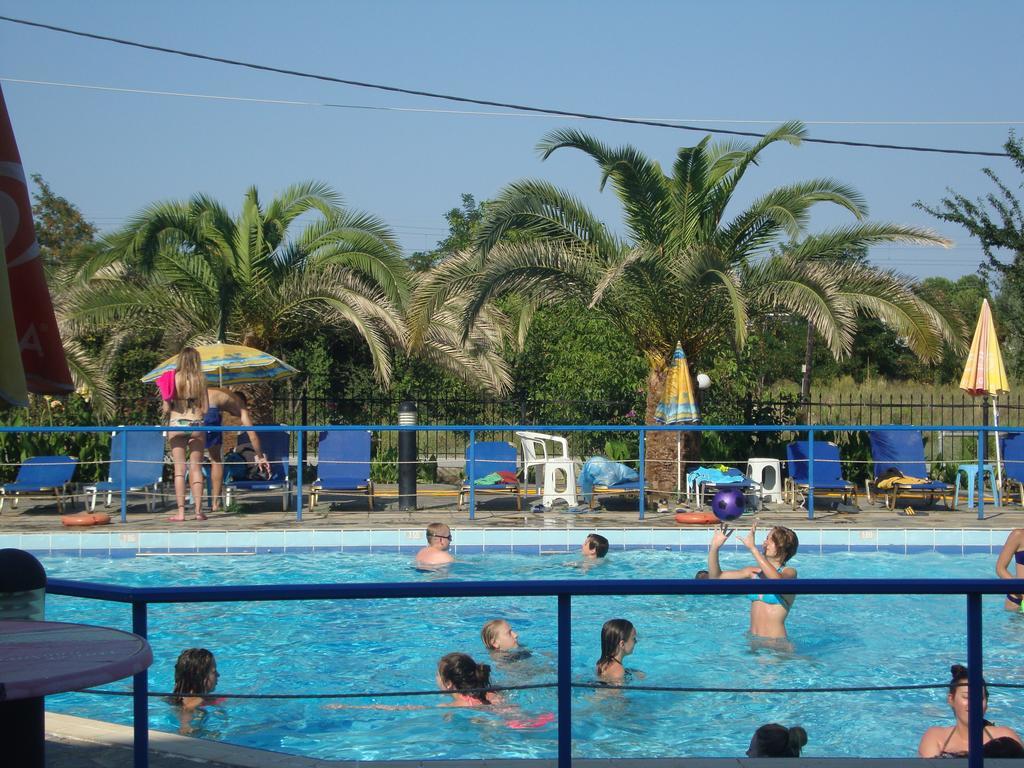 Hotel Pantazis Paralia Pantaleimonos Bagian luar foto