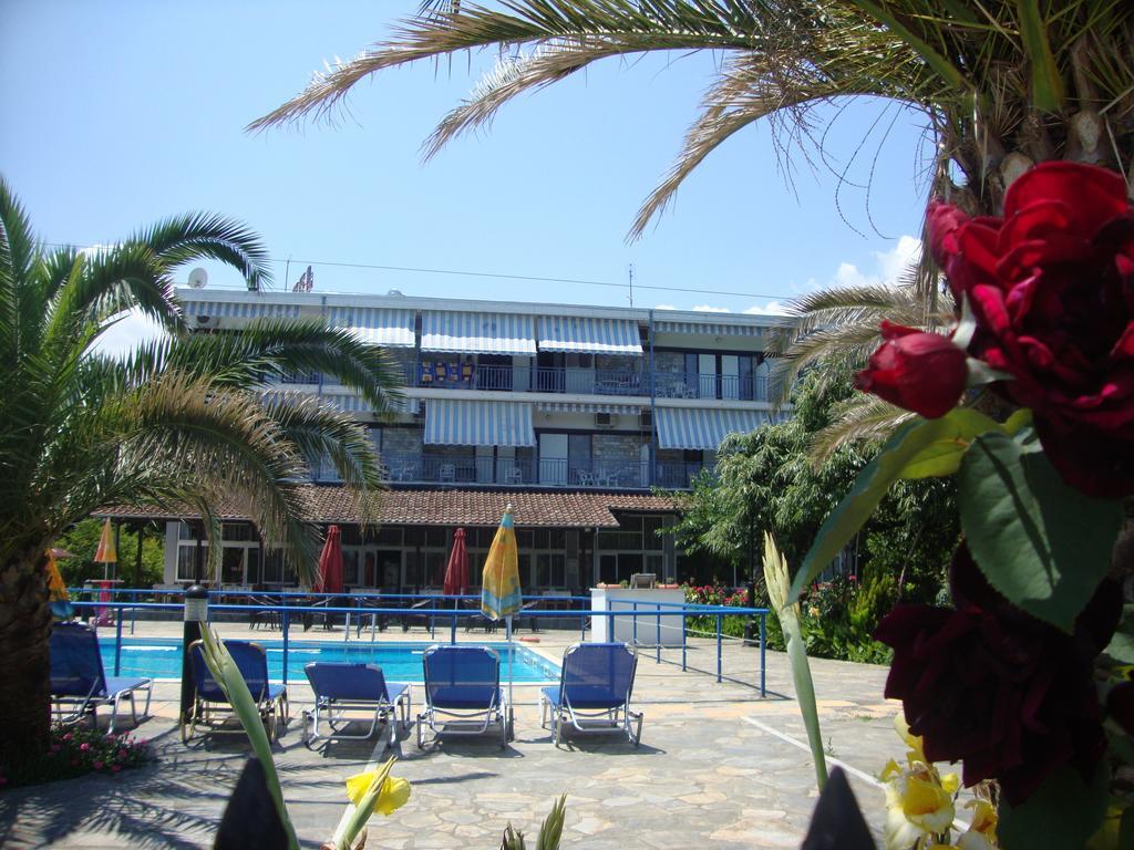 Hotel Pantazis Paralia Pantaleimonos Bagian luar foto