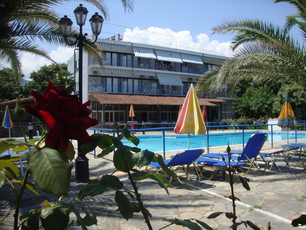 Hotel Pantazis Paralia Pantaleimonos Bagian luar foto